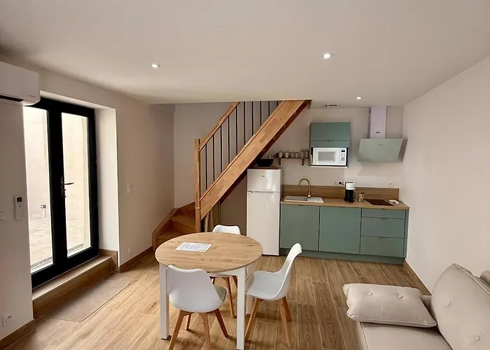 Feriehus Le Patio, 10 Minutes From Beziers And 20 Minutes From Pezenas *